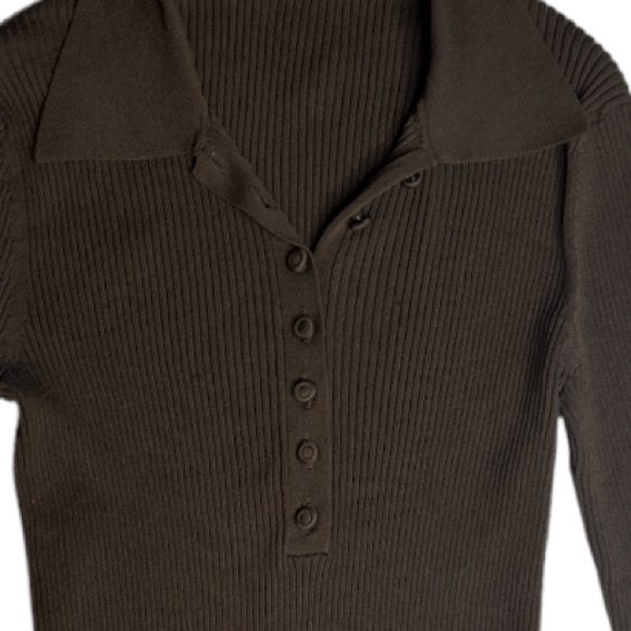 Ribbed Button Down Long Sleeve Top - Picture 4 of 7